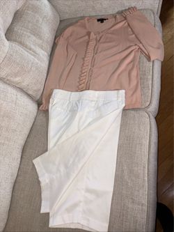 Ann Taylor Ruffled Cardigan Peach color Sweater Sz M & NY&Co White Bermuda shorts Sz 10