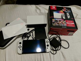 Nintendo Switch OLED (White) – Excellent Condition