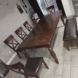Dinning Room Table (Solid Wood).
