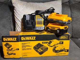 DEWALT 20V 4AH & 5AH Battery Starter Kit DCB245-2C