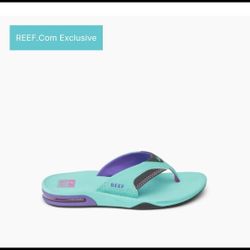 Brand new limited edition reef sandals Men's 9 Women's 10