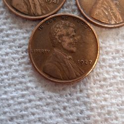 5 Wheat Pennies From 1927,1941, 2 1944's 1952