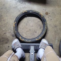 20.2.4 Vans tire and tube, don't know where the other one is or if I even have it.