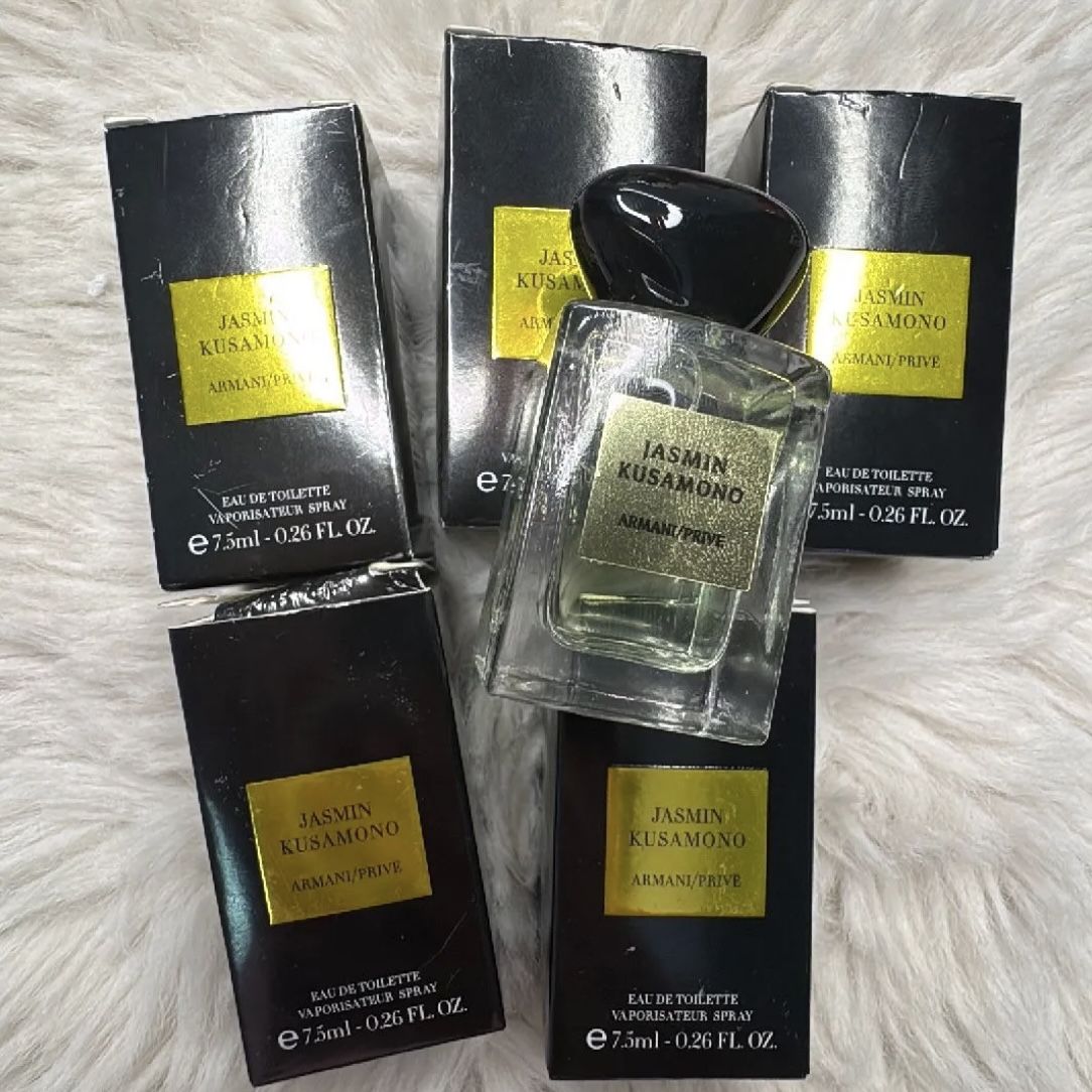 Armani Jasmin Kusamono