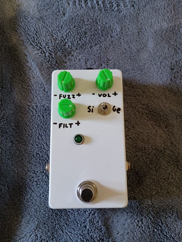 Hand Made Fuzz Pedal