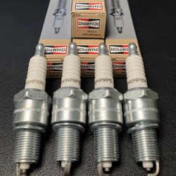 7031 RN14PMP5 Champion | Double Platinum Spark Plug 4x