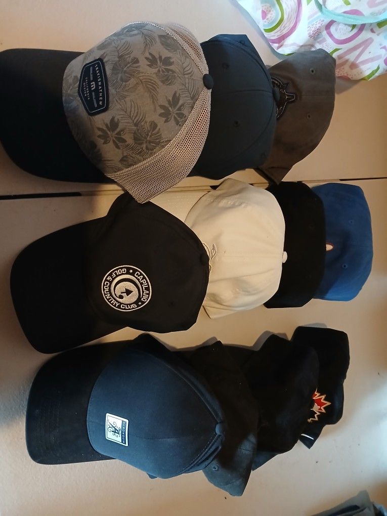 11 MEN'S GOLF HATS