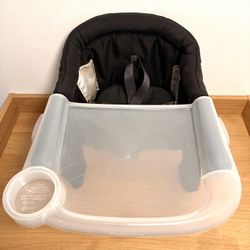 Inglesina Fast Table + Dining Tray. Portable Baby High Chair