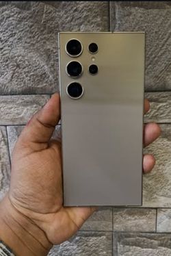 𝚂𝚊𝚖𝚜𝚞𝚗𝚐 𝙶𝚊𝚕𝚊𝚡𝚢 𝚂24 Ultra 