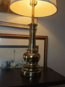 Vintage column hollywood regency brass lamp
