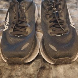 New Pair Size 8 Hoka Bondi Running Shoe