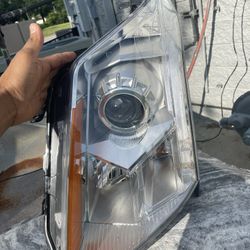Headlight Left For 2014 Cadillac XRX 
