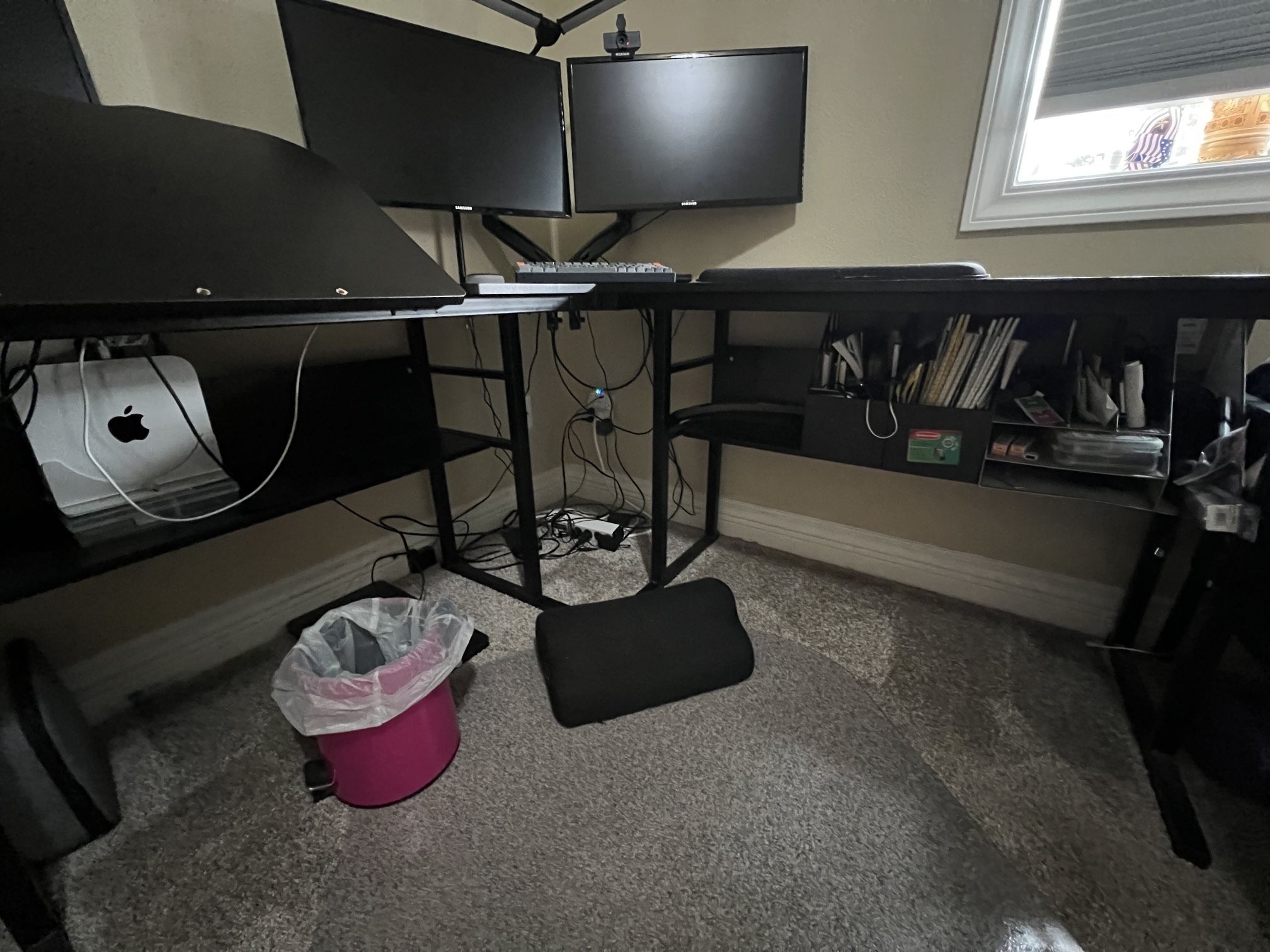 Office Desk