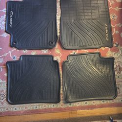 Toyota CAMRY  ALL WEATHER RUBBER FLOOR LINER MAT SET  OEM