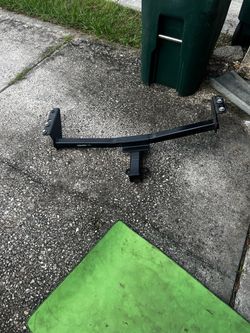 Nissan Rogue hitch