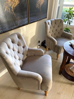 Set of 2 Tufted Accent Chairs