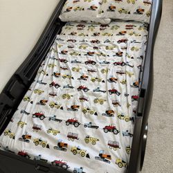 Construction vehicles Twin size kids bed sheets set / Fitted, Flat Sheets & Pillowcase (bed frame, mattress and pillow not included)
