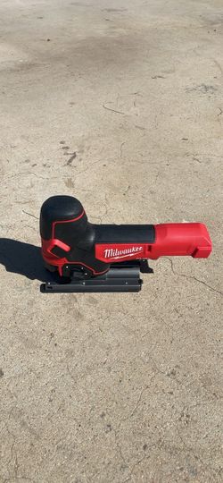 Milwaukee M18 Fuel Barrel Grip Jigsaw (Tool Only)