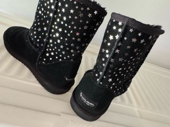 UGGS