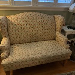 Loveseat/Settee