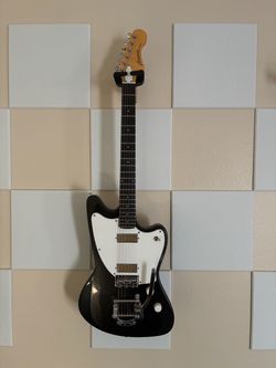 Harmony Silhouette with Bigsby