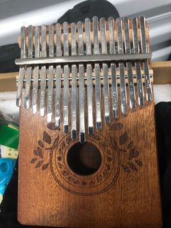 17-Key Kalimba Thumb Piano