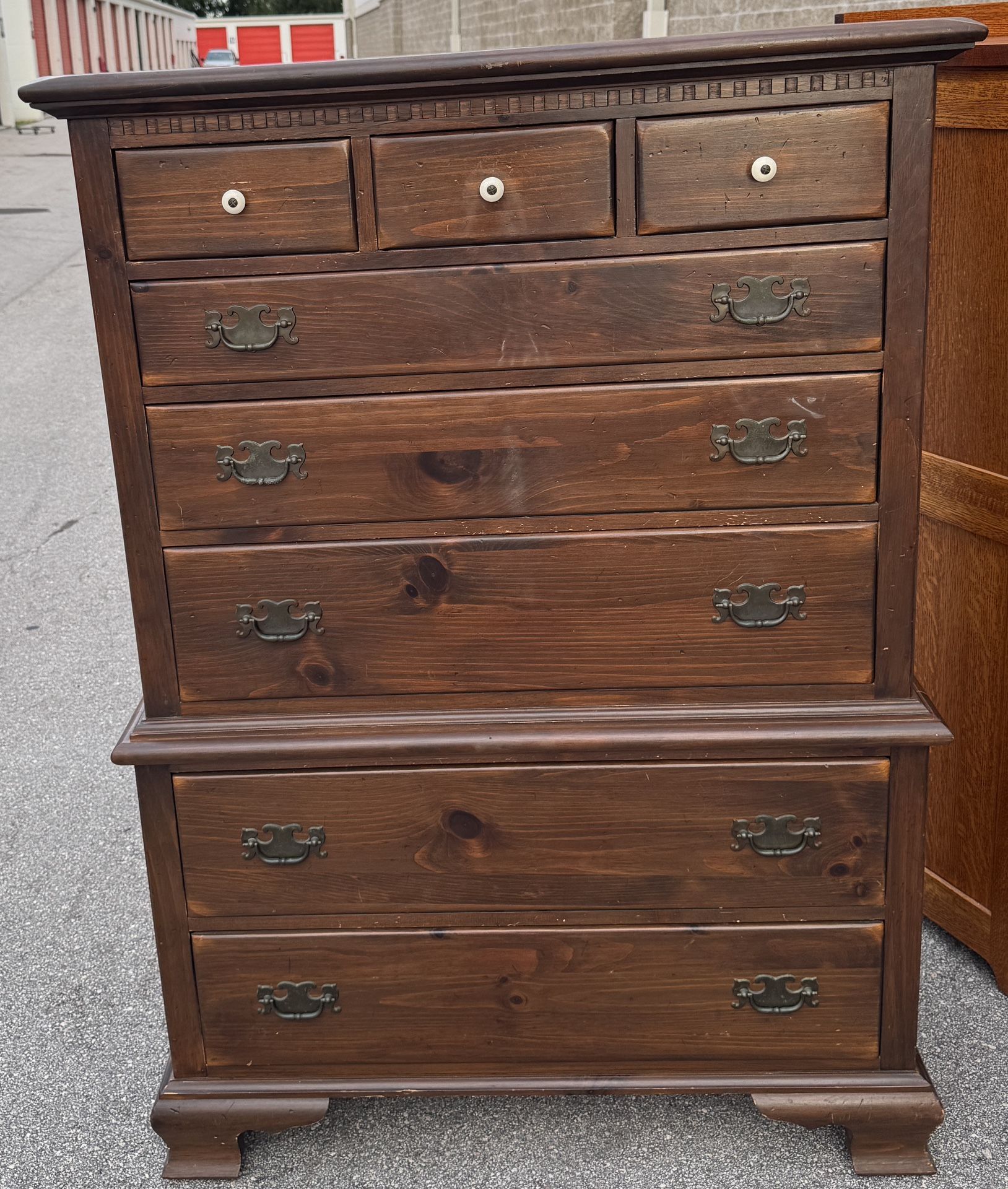 Ethan Allen Antiqued Pine Old Tavern Rustic Americana Chest on Chest —FREE Delivery