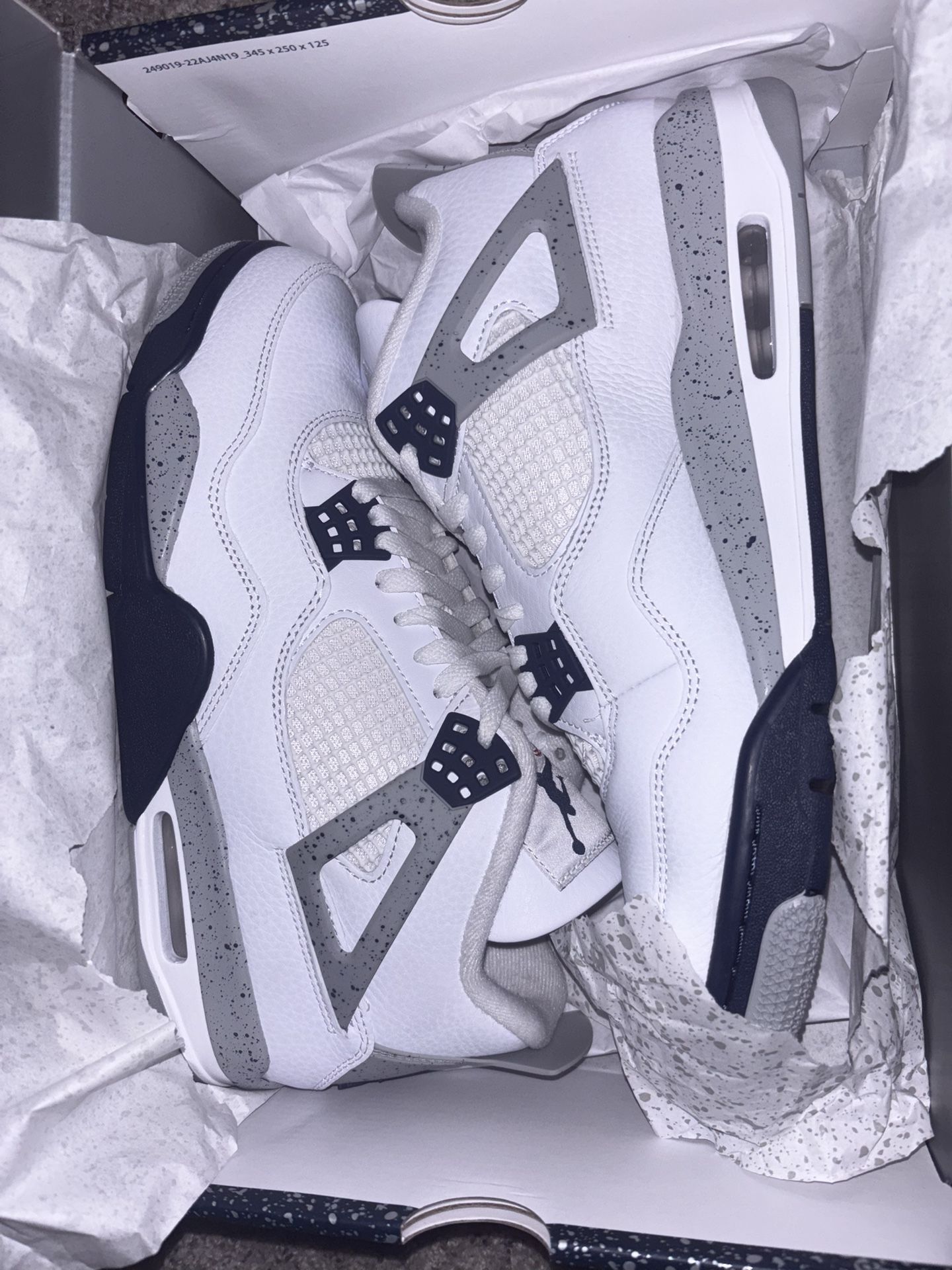 Air Jordan 4 Retro White Midnight Navy