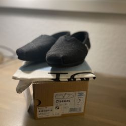 Toms Classics Woman Size 5