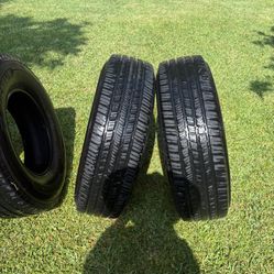 Michelin LT245/75/16 Set (4)