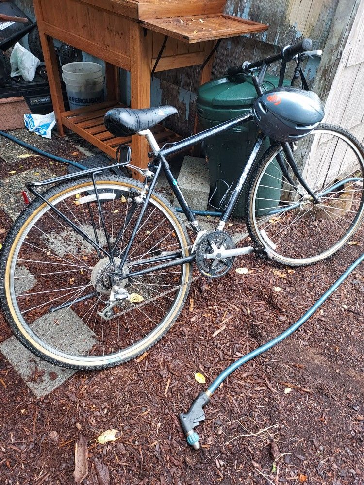 Schwinn Crosscut Mountain Bike 