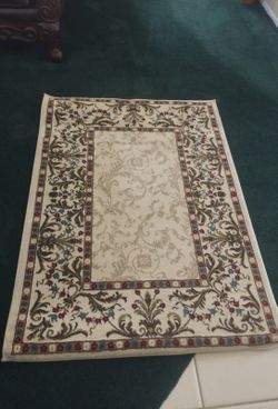 Accent rug
