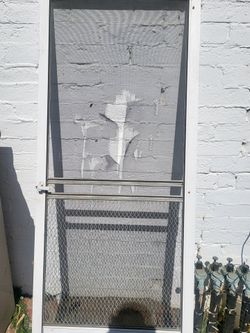 (2) screendoors