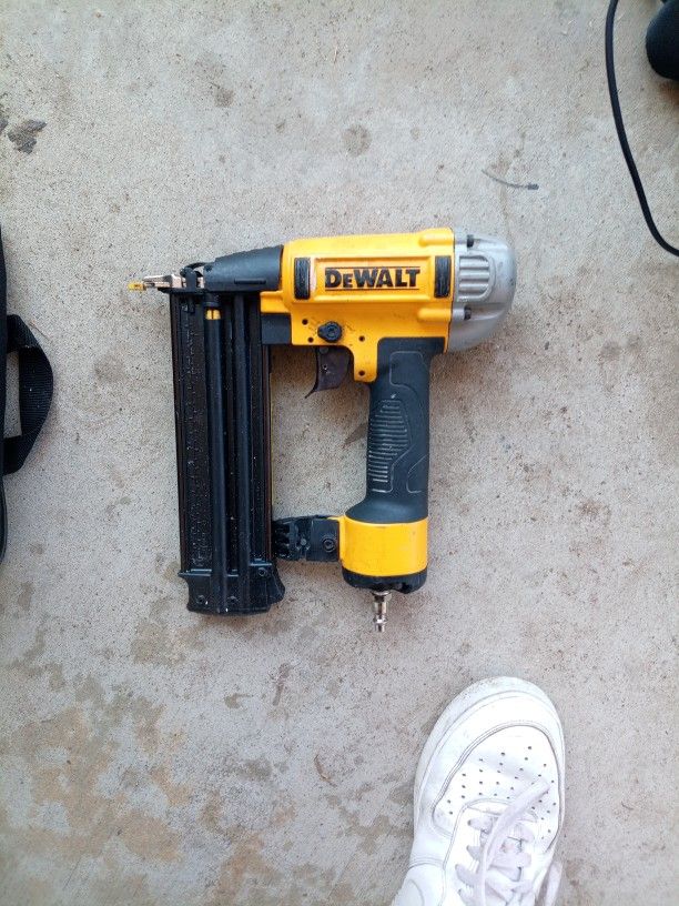 DeWalt Nail Gun