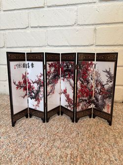 Decorative Chinese Divider