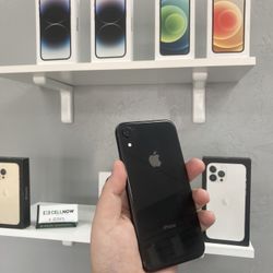 iPhone XR unlocked 64gb