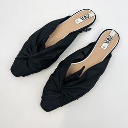 Zara Black Slip on Flats Size 39 (US 8.5)