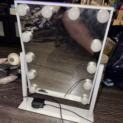 Albor Vanity Mirror with 12 LED Dimmable Lights in White