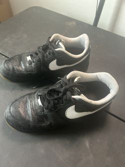 Nike Air Force 1 Low – Black & White – Size 13