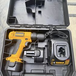 Dewalt 3/8” Drill Kit