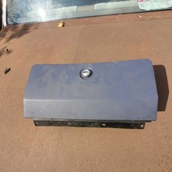 78-88 G Body Glove Box, Parts