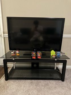 LG 47” LED TV with Stand – Fully Functional
