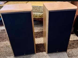 For Sale JBL 2800 Wooden Bookshelf LOUDSPEAKERS 8" DRIVER.5 TITANIUM TWEETER 23"H 17"L