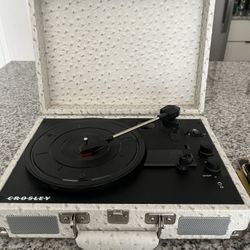 Crosley Vintage  Vinyl Record Player