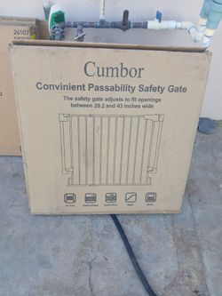 Safety gates white