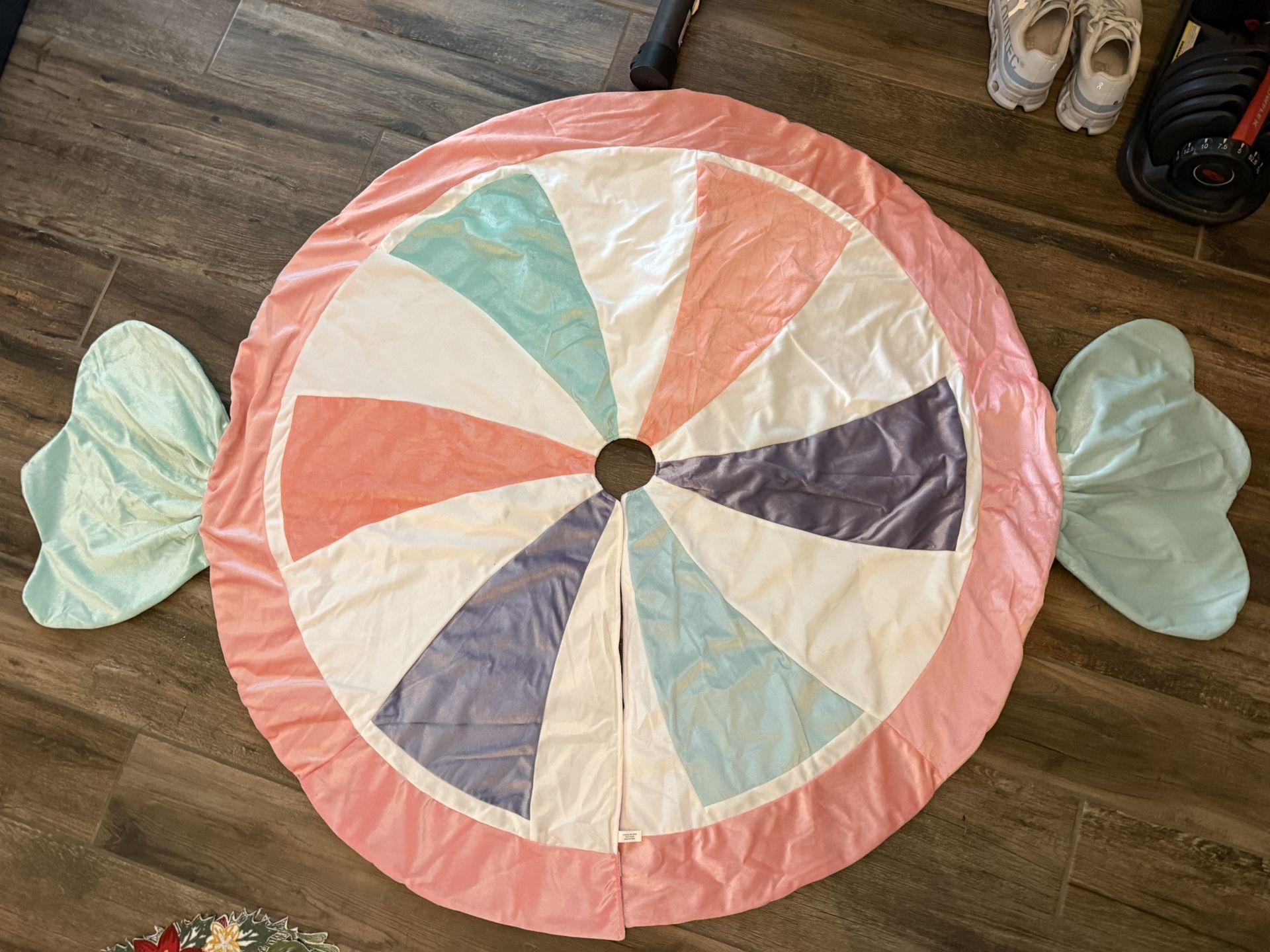 Candy Lane Tree Skirt
