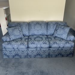 Designer Highland House Sleeper Sofa – $4,000+ Retail – Free Local Delivery - Excellent Condition