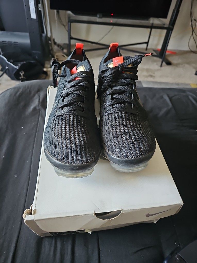 Nike Mens Air Vapormax Flyknit 3 Black/Black-Igloo