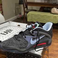 Kd Shoes Size 15