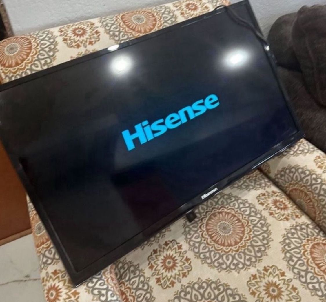 $45 Firm !! Hisense 32” TV. No Remote